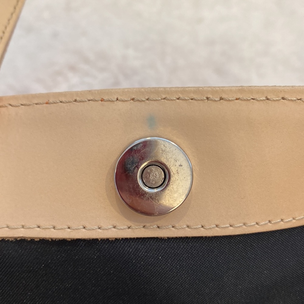 Burberry handbag tote - Picture 14 of 16
